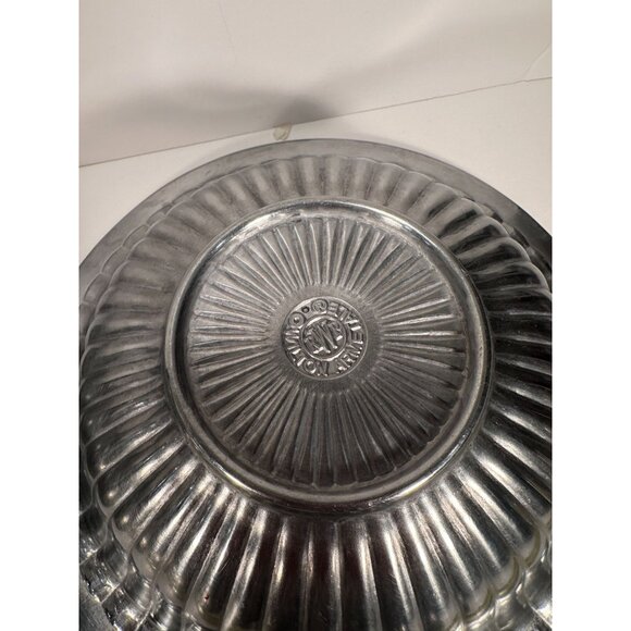 Lot of 3 Serving Platters. Wilton Armetale Pineapple Dish 13 inch. - Picture 6 of 9